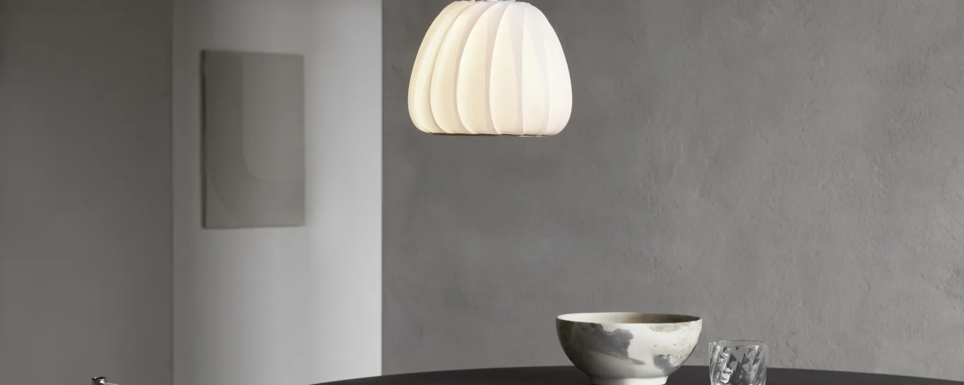 TR12 pendant paper white light on