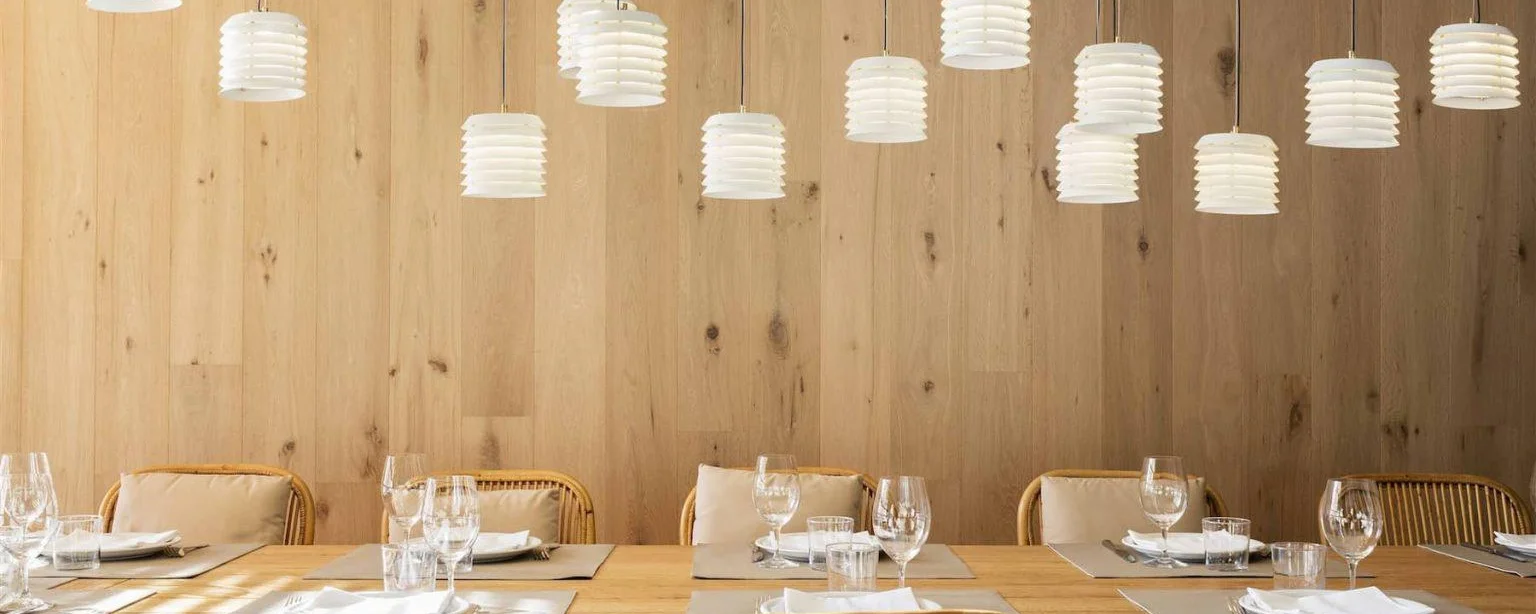 Barceloneta restaurante tarruellatrenchsstudio fotos by meritxell arjalaguer 015 2e9b7b14 2000x1333 santacolemaija suspension 1536x1024